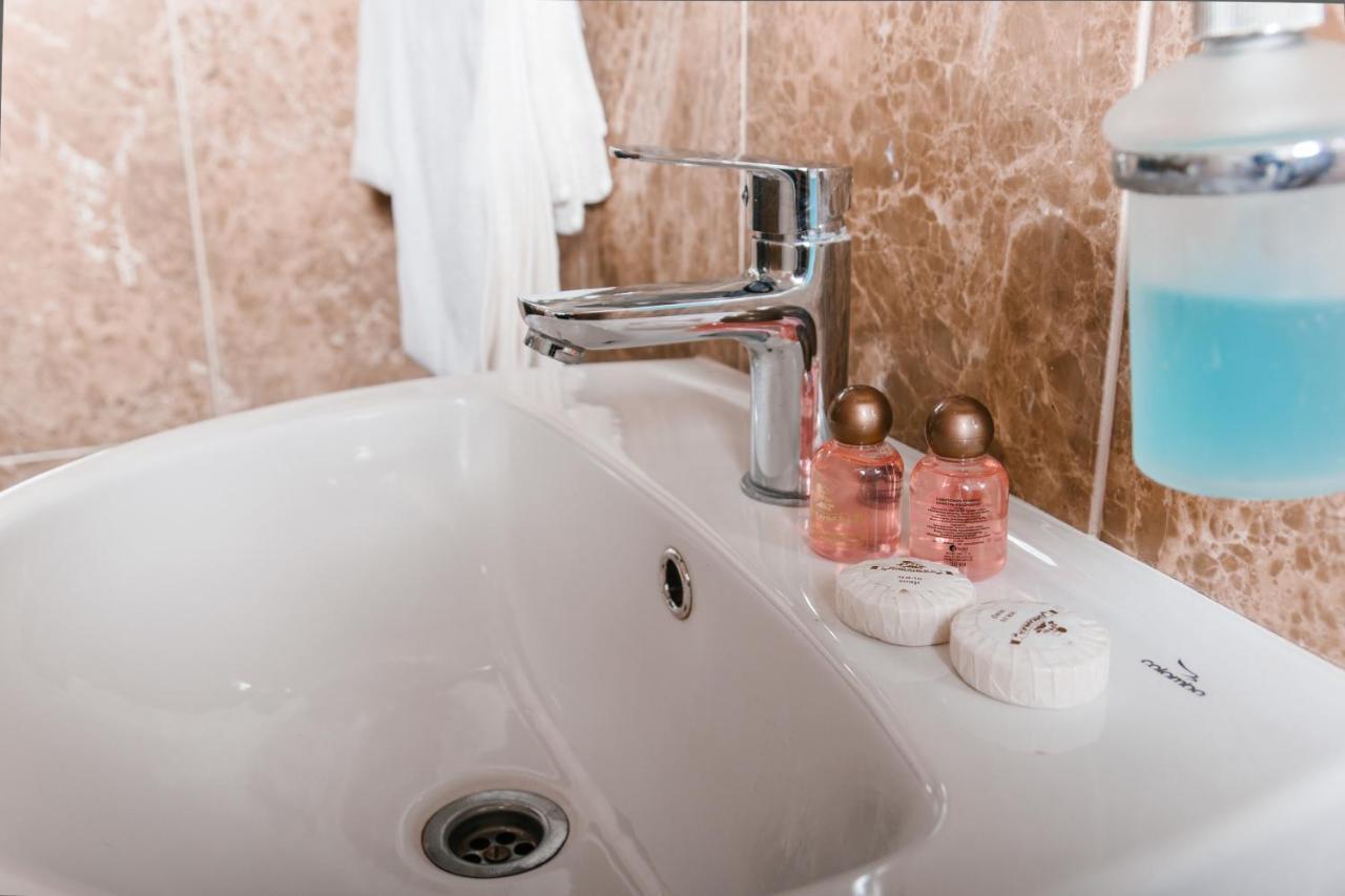 Hotel Dikanka Kulikuv エクステリア 写真