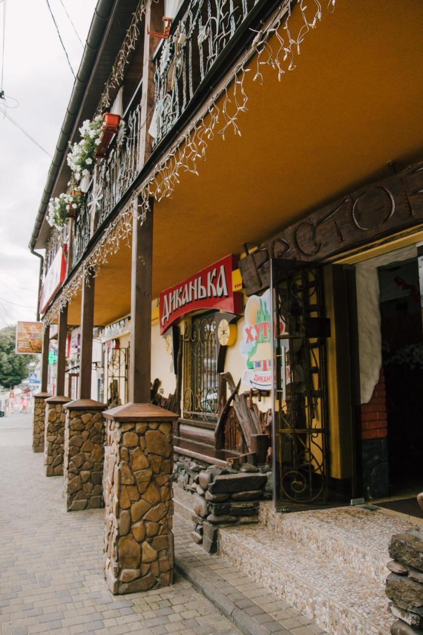 Hotel Dikanka Kulikuv エクステリア 写真